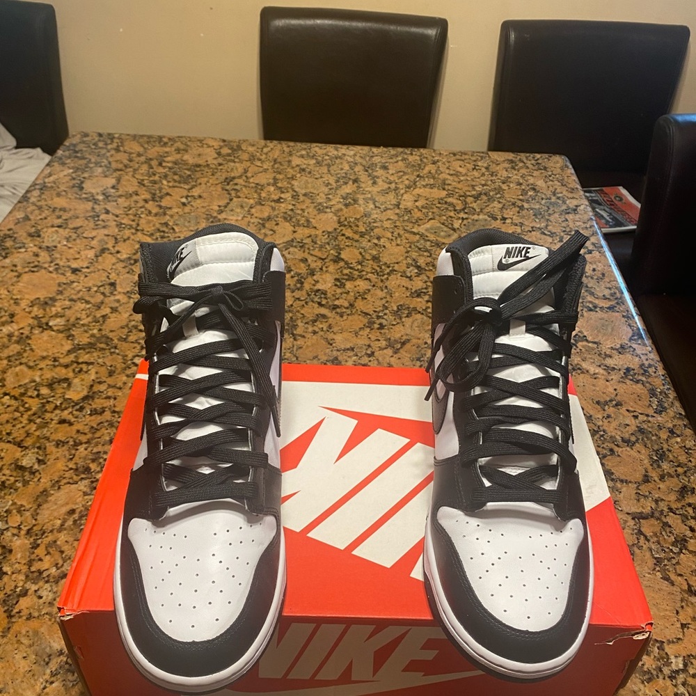 Nike Dunk HI PRM EMB Black/White Panda